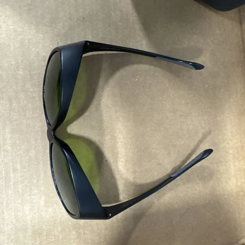 LASER SAFETY GOGGLES EYEWEAR, LASER PROTECTION GLASSES IPL Fit over 200-1200nm